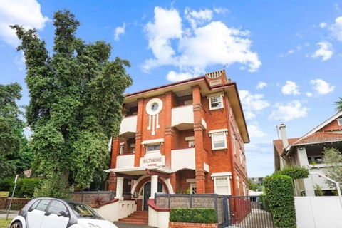 Art Deco Hideaway - St Kilda - Taree Accommodation 1