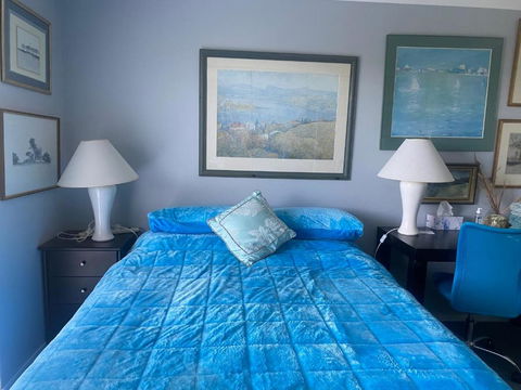 Art House Blue Room - Taree Accommodation 2