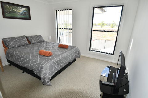 Ascot Gardens Serviced Apartments - Taree Accommodation 1