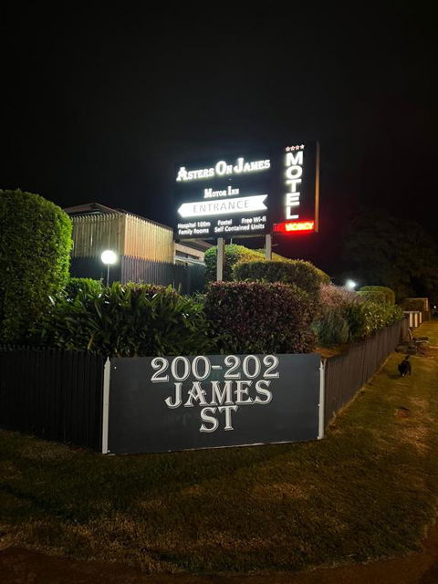 Asters On James Motor Inn - Taree Accommodation 0