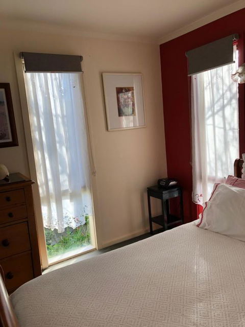 At The Gallery - Taree Accommodation 2