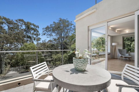 Audrey - Little Cove - Taree Accommodation 2