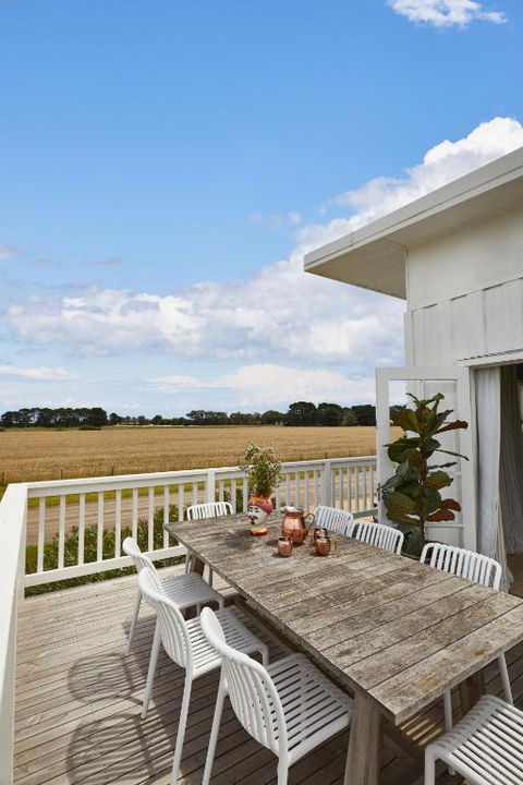 Aurora - Beachside Beauty - Taree Accommodation 4