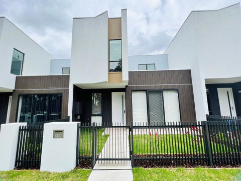 Austral Newly Built Modern 3 Br Home - Taree Accommodation 0