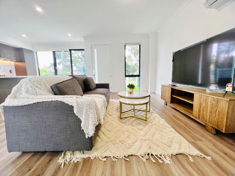 Austral Newly Built Modern 3 Br Home - Taree Accommodation 1