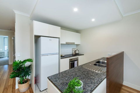 Avenue 16 - Taree Accommodation 3