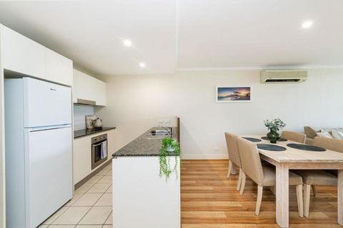 Avenue 16 - Taree Accommodation 4