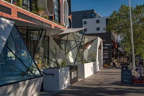 Awesome Brooklyn Inspired Stay - Mt Ainslie View - Taree Accommodation 2