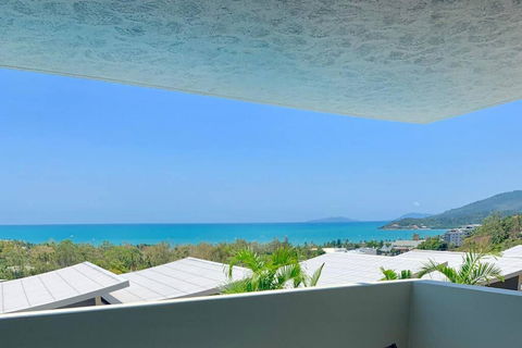 Azure Sea, Oceanviews, Wifi, 2 Pools + Gym - Taree Accommodation 1