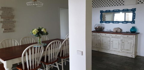 Cairns Beach House Our Oasis - Taree Accommodation 15