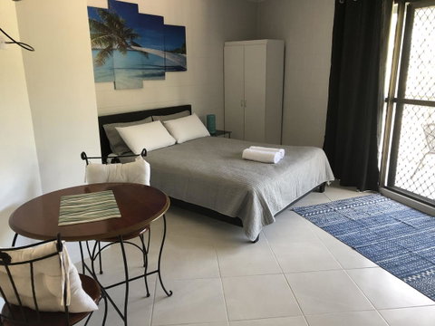 Whitsunday Waterfront Apartments - Taree Accommodation 7