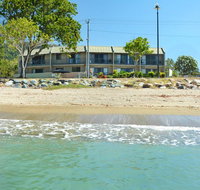 Whitsunday Waterfront Apartments - Taree Accommodation