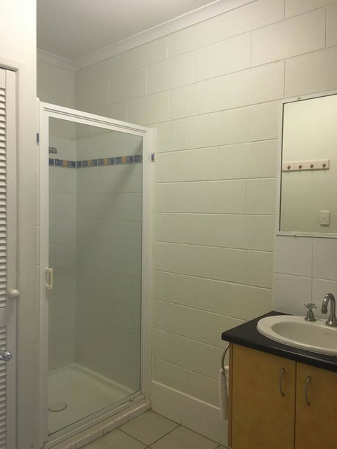 Whitsunday Waterfront Apartments - Taree Accommodation 26