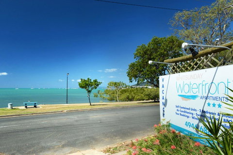 Whitsunday Waterfront Apartments - Taree Accommodation 9