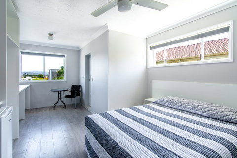 Burleigh Gold Coast Motel - Taree Accommodation 9