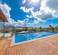 Viewpoint Holiday Home - Cannonvale - Taree Accommodation