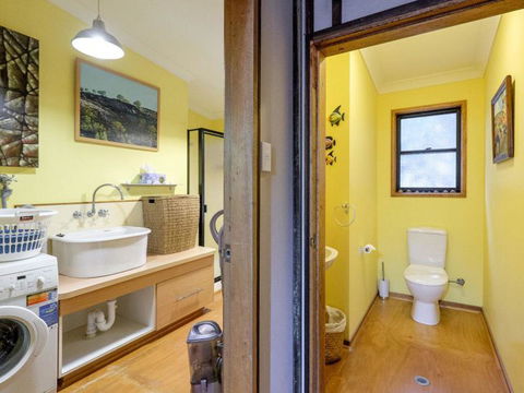 Five Bimba (Tractor House) - Taree Accommodation 15