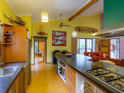 Five Bimba (Tractor House) - Taree Accommodation 1