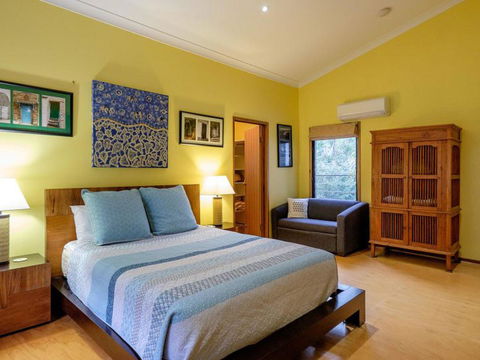 Five Bimba (Tractor House) - Taree Accommodation 6