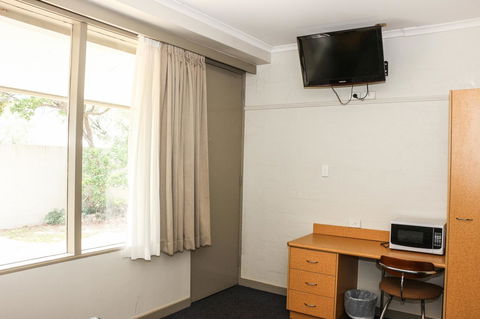 Salisbury Hotel Motel - Taree Accommodation 19