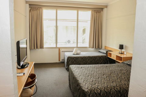 Salisbury Hotel Motel - Taree Accommodation 11