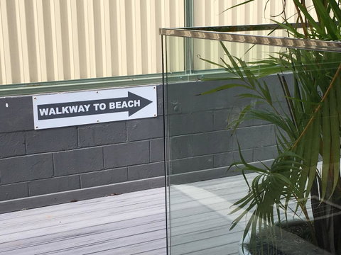 Burleigh Palms Holiday Apartments - Taree Accommodation 11