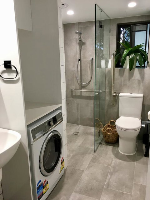 Burleigh Palms Holiday Apartments - Taree Accommodation 6