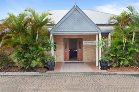 Coopers Colonial Motel - Taree Accommodation 21
