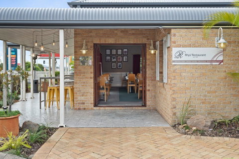 Coopers Colonial Motel - Taree Accommodation 22