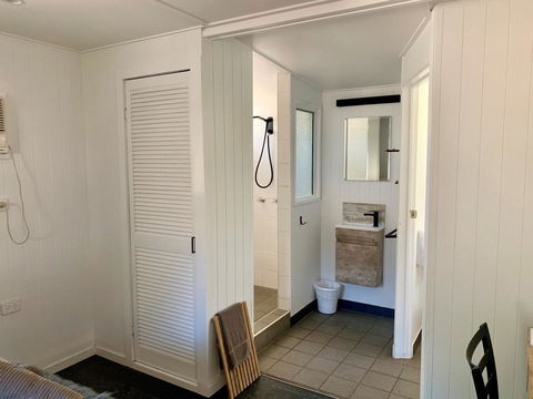 Roamer Magnetic Island Koala Park - Formerly Selina Magnetic Island - Taree Accommodation 4