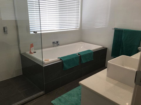 Modern Beach Villa - Taree Accommodation 7