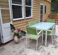 Retro Beach Flat - Taree Accommodation