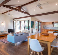 Laguna House - Taree Accommodation