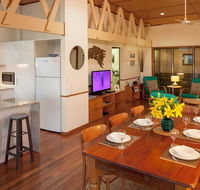 Claytons on Cylinder Beach Front - Taree Accommodation