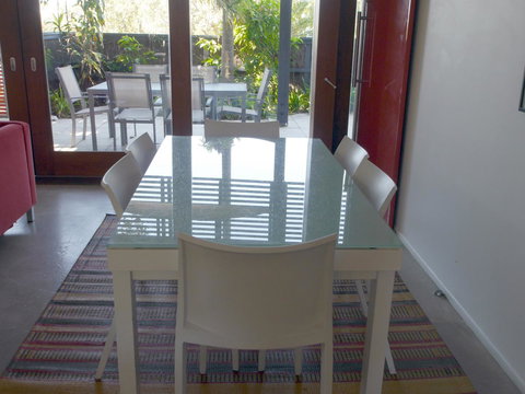 A AAA C-SHACK - Taree Accommodation 8