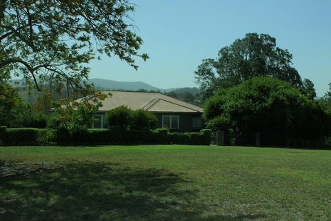 Mansfield Cottage Barrington - Taree Accommodation 2