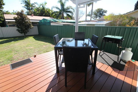 'AFRAME Tarcoola Cottage' 29 The Parade, North Haven - Taree Accommodation 0