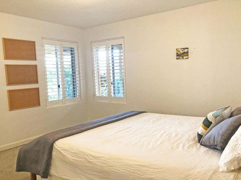 'Mooring One Downstairs', 23 Shoal Bay Rd - Fantastic Ground Floor Duplex With Views, WIFI And Air Conditioning - Taree Accommodation 3