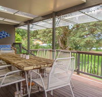 'RIVERSIDE RETREAT' 544 Ocean Drive North Haven - Taree Accommodation