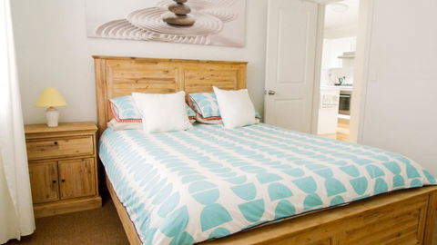 'RIVERSIDE RETREAT' 544 Ocean Drive, North Haven - Taree Accommodation 1