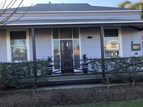 'Tranquil Moments On Macleod' - Taree Accommodation 1