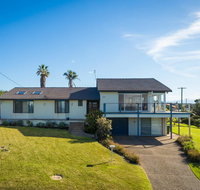 106 Ocean Parade Dalmeny - Taree Accommodation