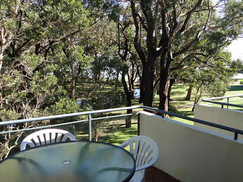 13' Mistral Court', 17 Mistral Close - Walk Across To Little Beach! - Taree Accommodation 1