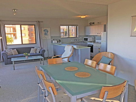 14 'Intrepid', 3 Intrepid Close - Unlimited Magnificent Water Views - Taree Accommodation 1