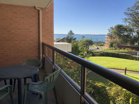 15 'The Commodore' 9-11 Donald Street - Great Unit Only A Short Walk To CBD - Taree Accommodation 2