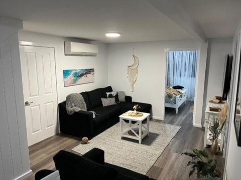Billabong Cottage - Taree Accommodation 4