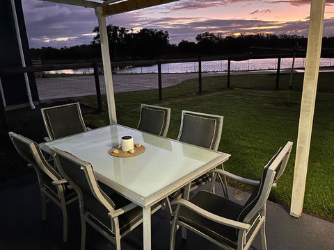 Billabong Cottage - Taree Accommodation 2
