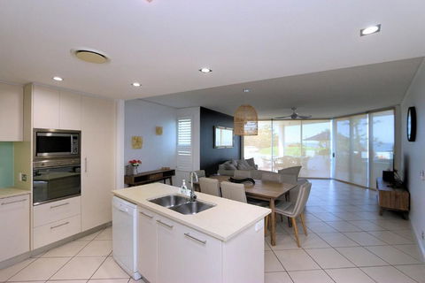 C Bargara Unit 101 - Taree Accommodation 1