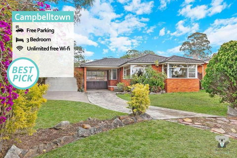 CAMPBELLTOWN HOLIDAY HOME 3 BED + FREE PARKING NCA039 - Taree Accommodation 0