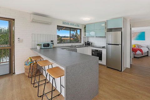 CANAL7-ON THE MOOLOOLABA CANAL! - Taree Accommodation 2